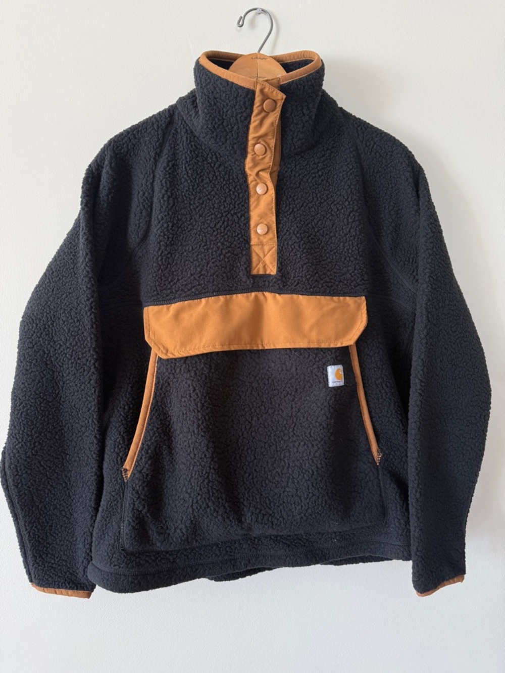 Carhartt Black Sherpa Pullover with Brown Trim Medium NWOT